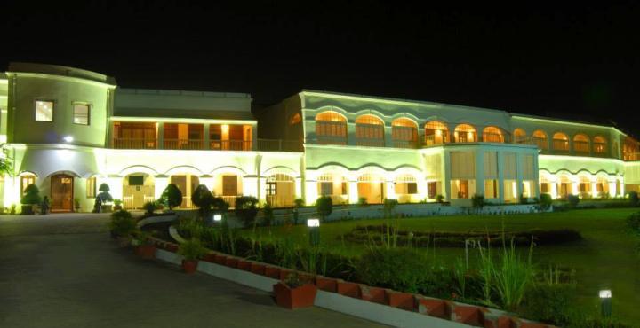 Chanakya Bnr Hotel رانشي المظهر الخارجي الصورة