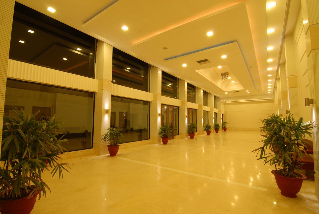 Chanakya Bnr Hotel رانشي المظهر الخارجي الصورة